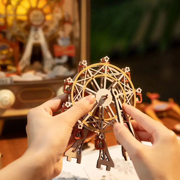 Robotime Rolife Music Dreamer Sunset Carnival - DIY 3D Holz Puzzle Spieluhr mit Licht NerdMania