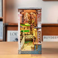 Rolife Sakura Densya DIY Book Nook Regaleinsatz-Set TGB01 Holzbausatz - NerdMania